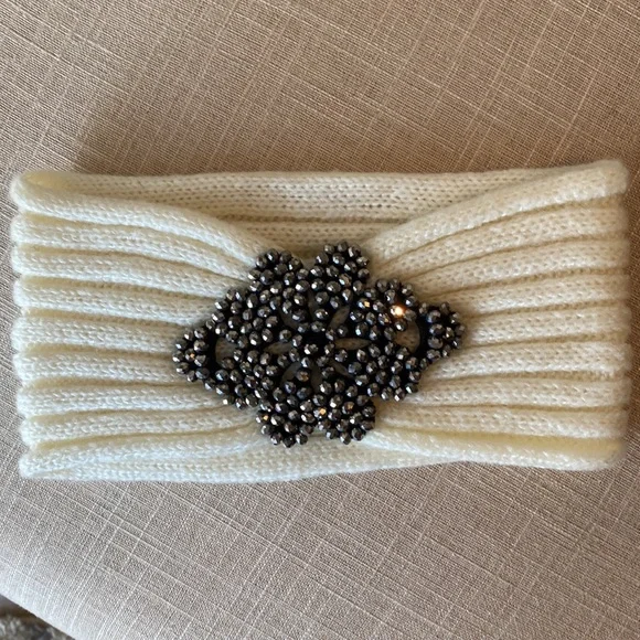 (3) Windsor Headwrap - Picture 3 of 9